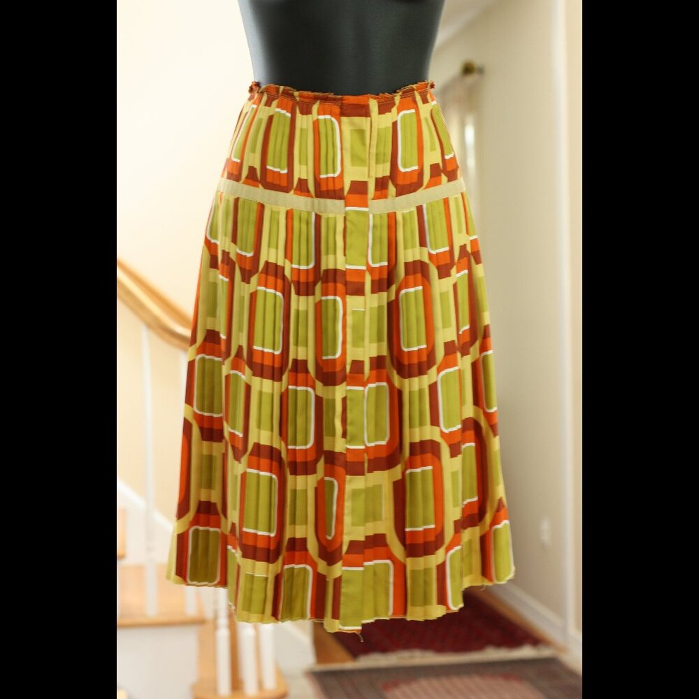 PRADA Retro Mod Pleated Silk Skirt
